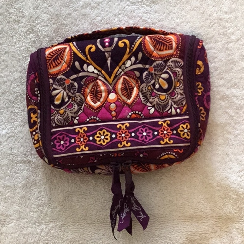 Vera Bradley Toiletry bag 1